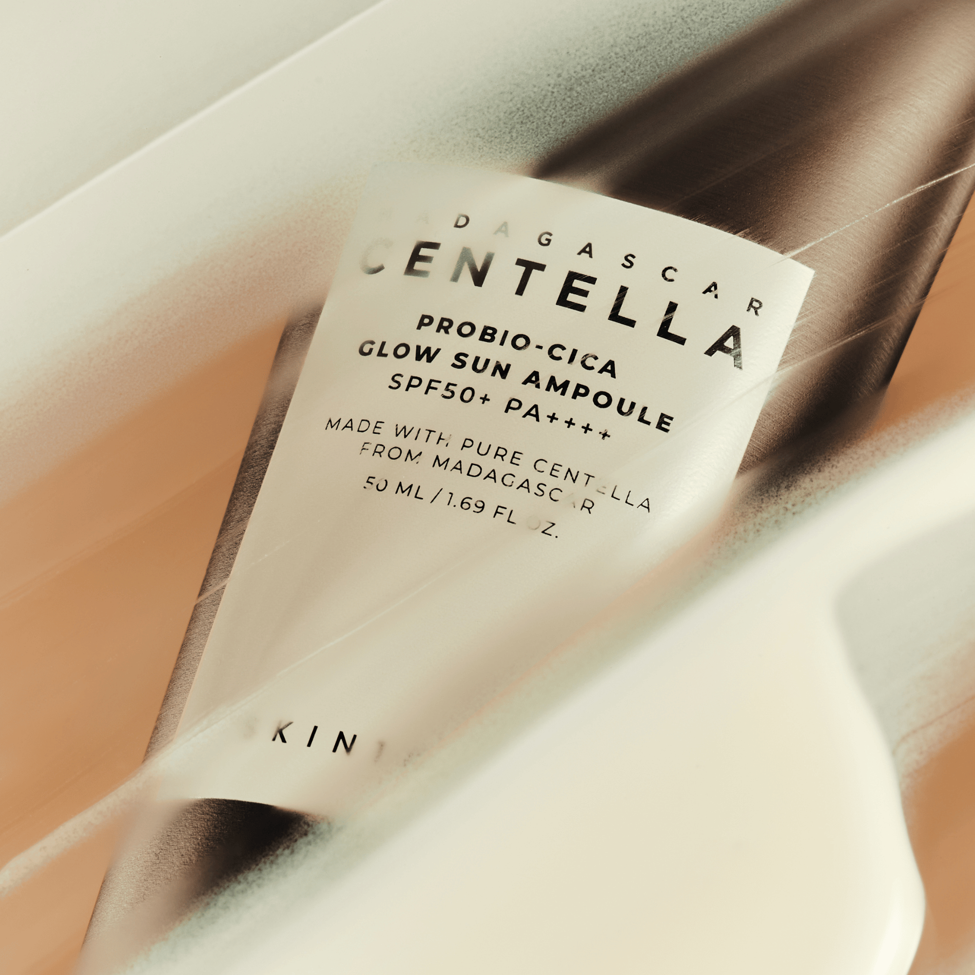 Skin1004 Madagascar Centella Probio-Cica Glow Sun Ampoule SPF50+ PA++++ - cosmadic