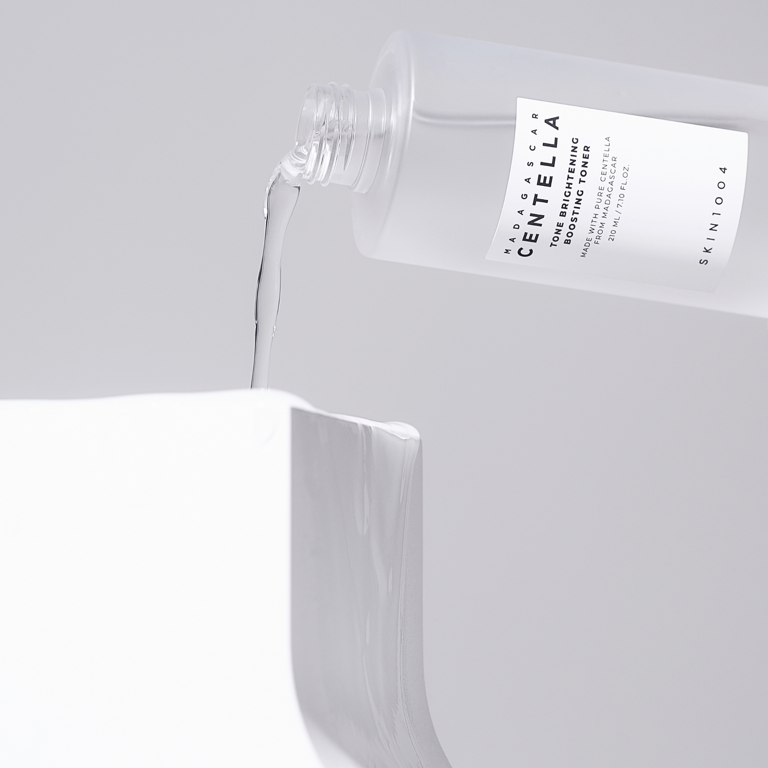 Skin1004 Madagascar Centella Tone Brightening Boosting Toner 210ml - cosmadic