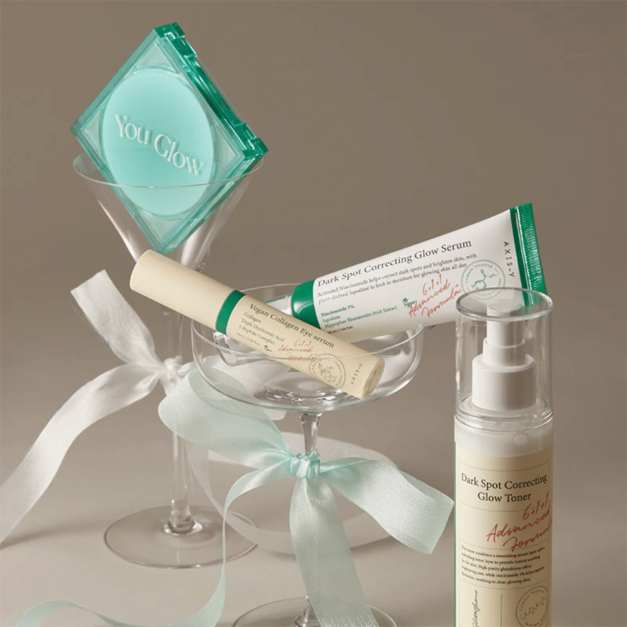 Axis-Y Glow Your Own Way Set Limited Edition - cosmadic