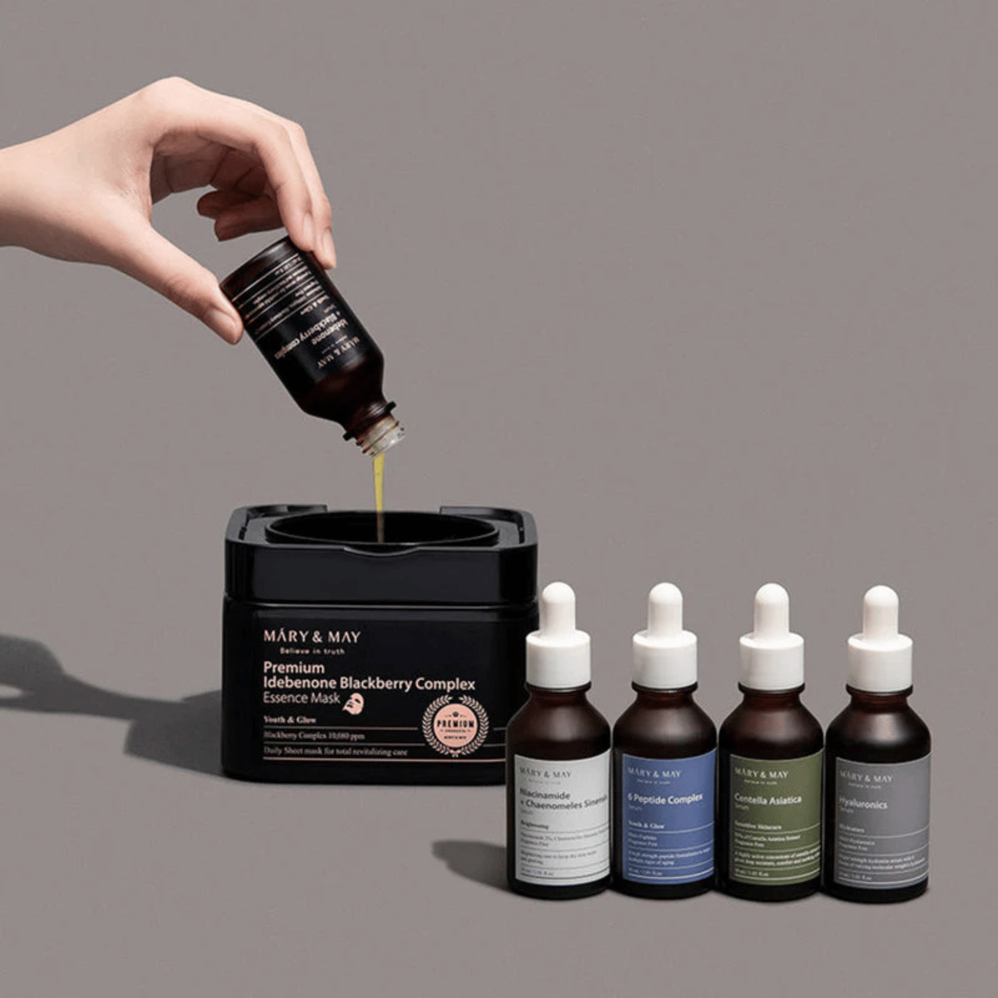 MARY &amp; MAY Premium Idebenone Blackberry Complex Essence Mask 20Stk - cosmadic