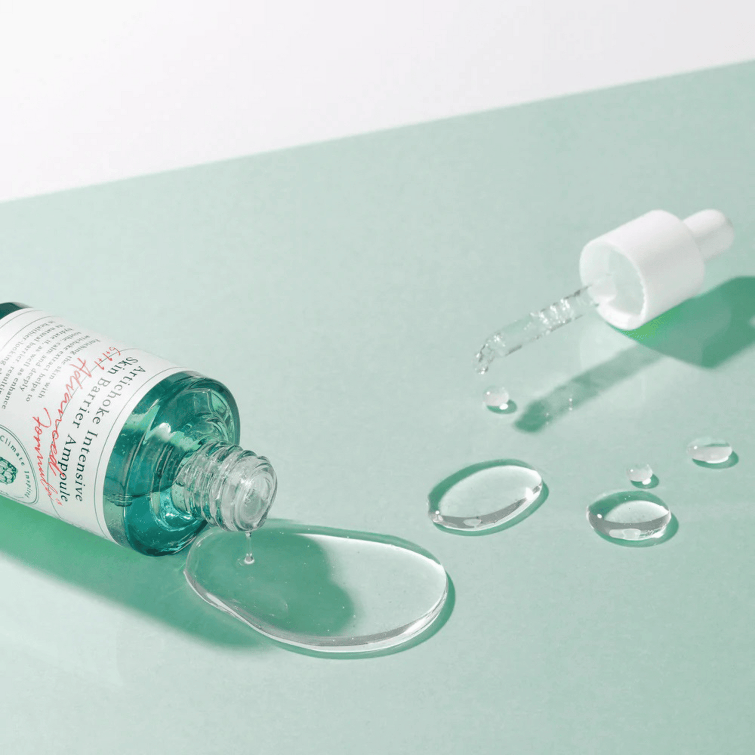 Textur des Serums der AXIS-Y Artichoke Intensive Skin Barrier Ampoule