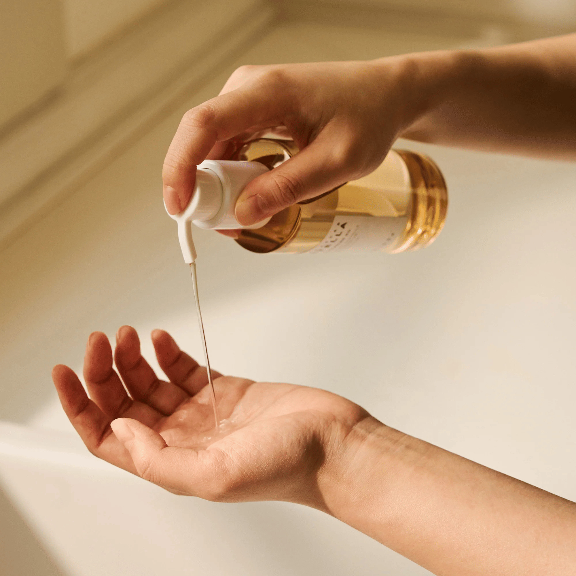 Skin1004 Centella Light Cleansing Oil 200ml - cosmadic